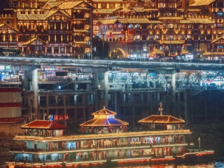 重庆旅游必去景点，山城魅力全攻略，这8个地方不容错过