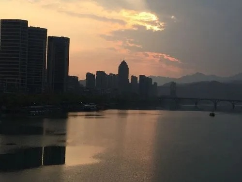 建德天气,一城山水,四时分明 建德天气,一城山水,四时分明