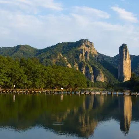 四川天气，一城云雾，四季人间
